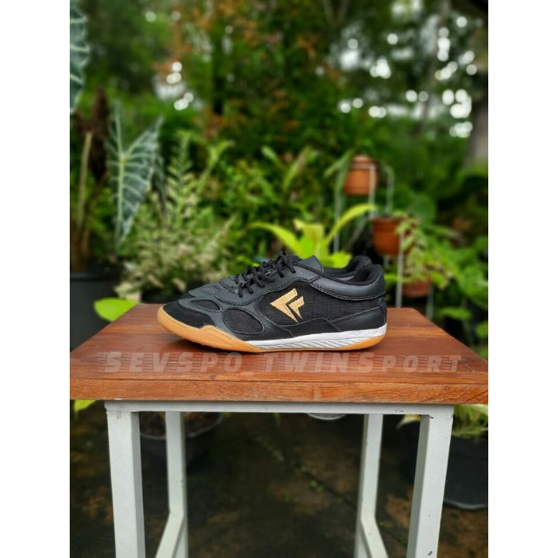 Sepatu futsal sevspo top salamesh leather