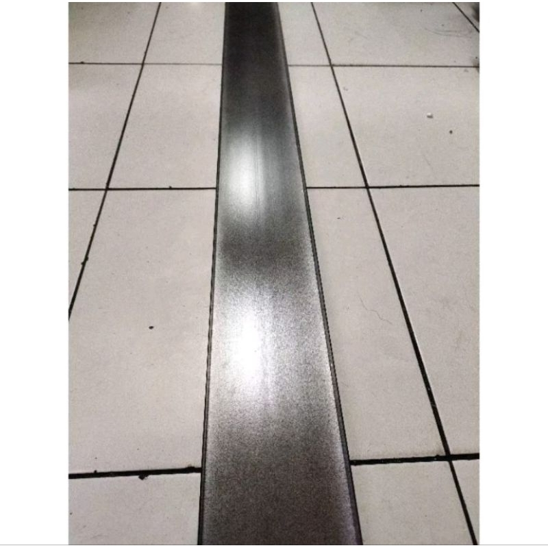 Lis u aluminium heatsink aluminium 10cmx2cmxcm panjang 70cm hitam