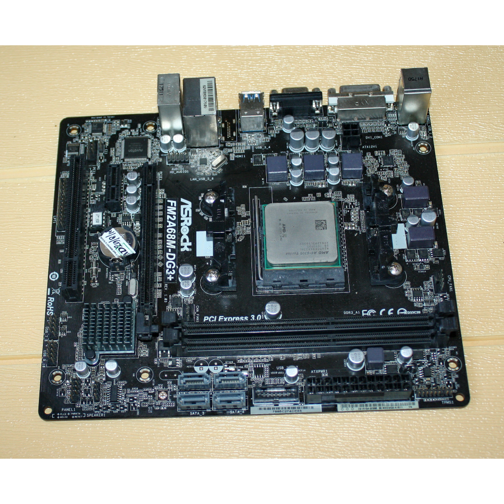 PAKET AMD FM2+ MOBO ASROCK FM2A68M DG3 + AMD A4 6300 APU MURMER