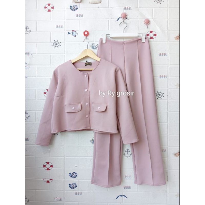 ONE SET BLAZER CROP + CELANA KULOT SCUBA