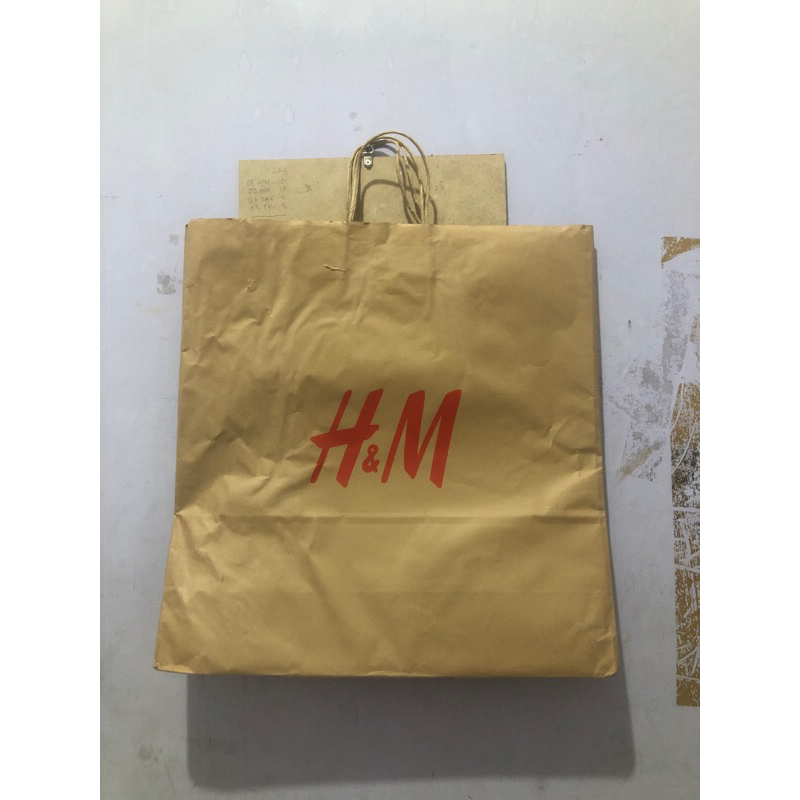 

preloved paper bag h&m besarr