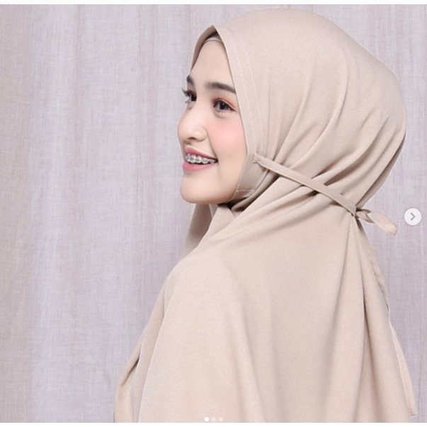 Bergo tali hijab daily - bergo polos Eltu.id - Karina Bergo