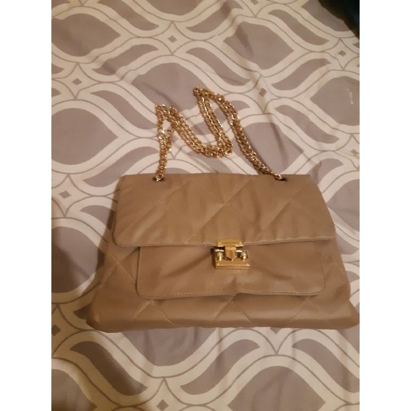 Preloved Tas Berrybenka, Les Catino, Enji