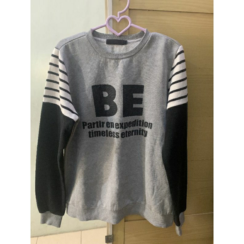 Crewneck Ugiz lengan salur