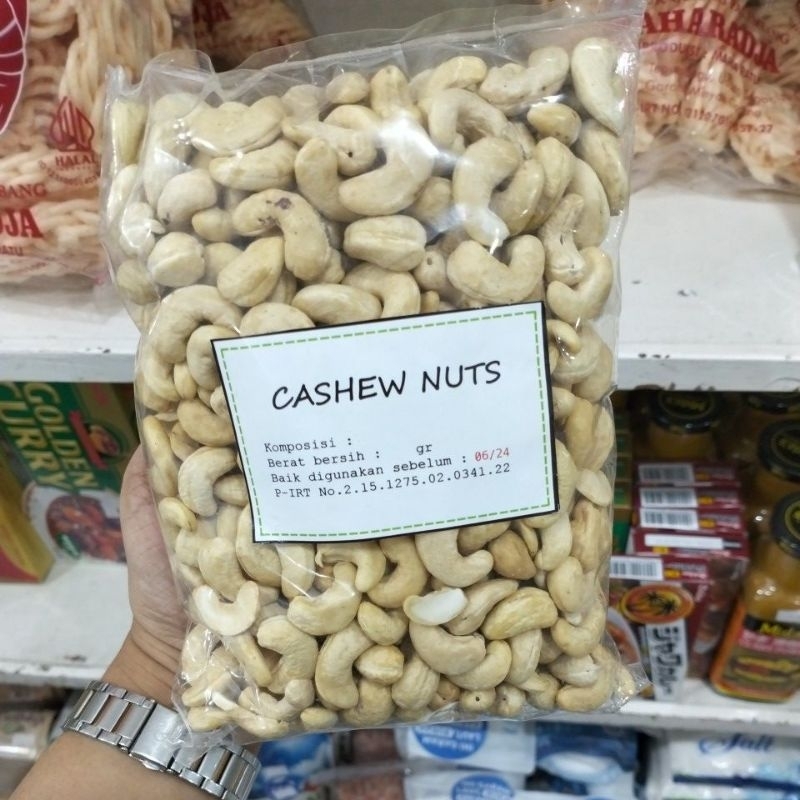 

kacang mente mentah 500gr