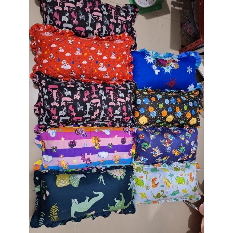 Bantal Cinta Anak / Bantal Cinta Mini includ Sarung bantal