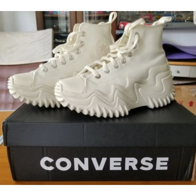 Preloved Sepatu Shoes Converse Run Star Motion warna Putih