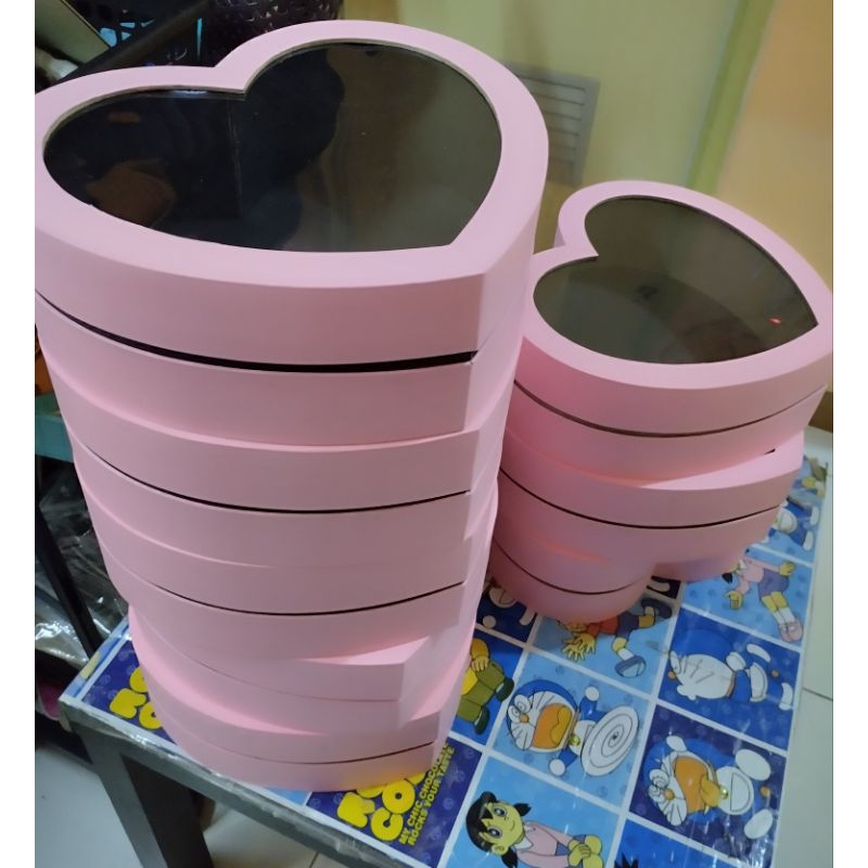 

box bentuk love mika 25cm LM2510