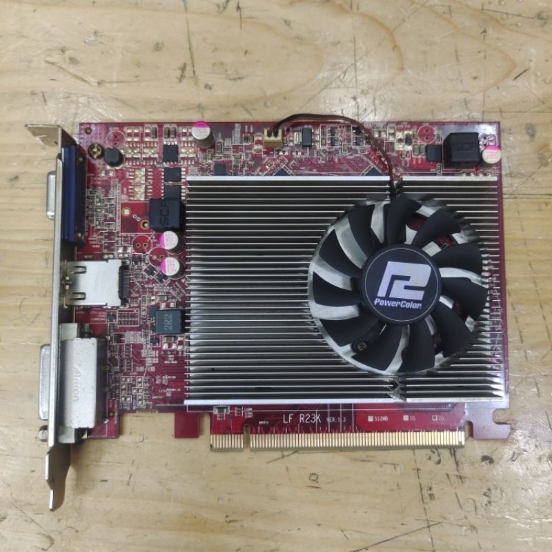 VGA Card AMD Radeon R7 200Series 2GB DDR3 128Bit kondisi Normal