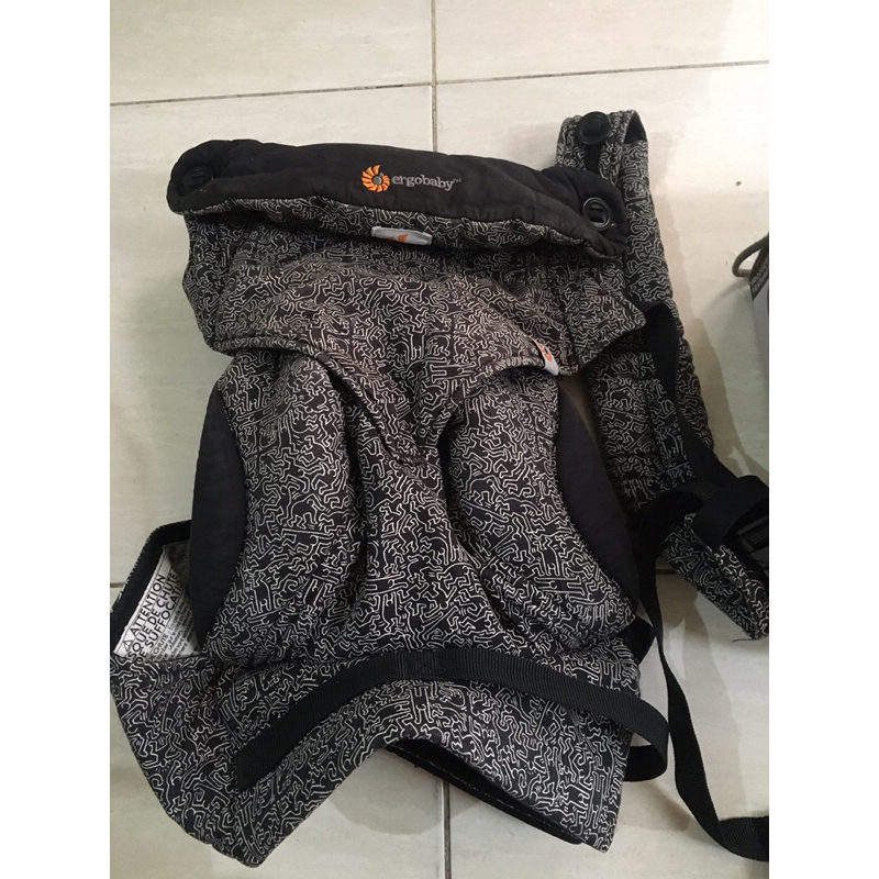 Preloved Ergo Baby KEITH HARING