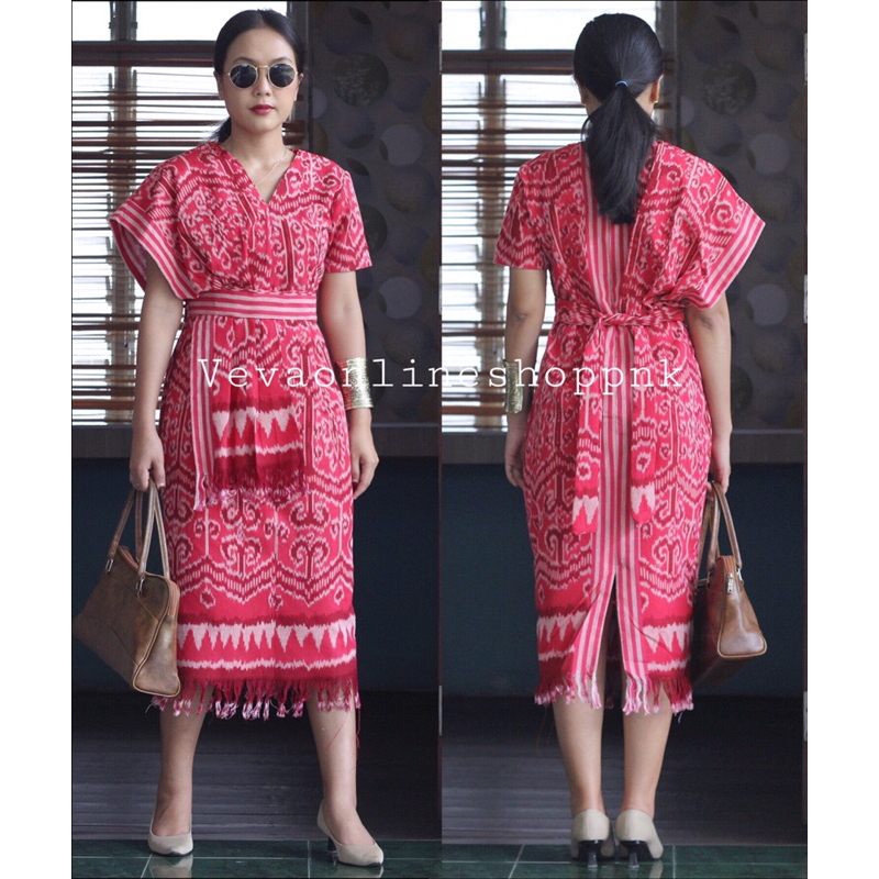dress tenun by vevaonlineshop model selendang motif khas dayak kalimantan.