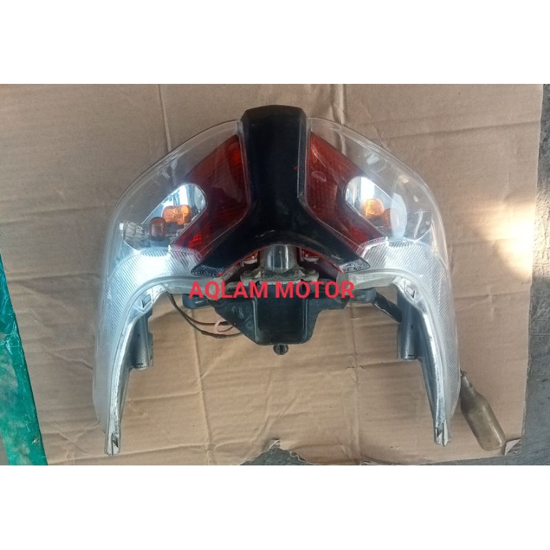 STOPLAMP REFLEKTOR LAMPU BELAKANG SUPRA X 125 HELM IN ORIGINAL COPOTAN