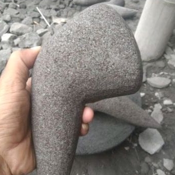 ULEKAN/PENGHALUS BUMBU,UKURAN JUMBO BAHAN BATU KALI ASLI