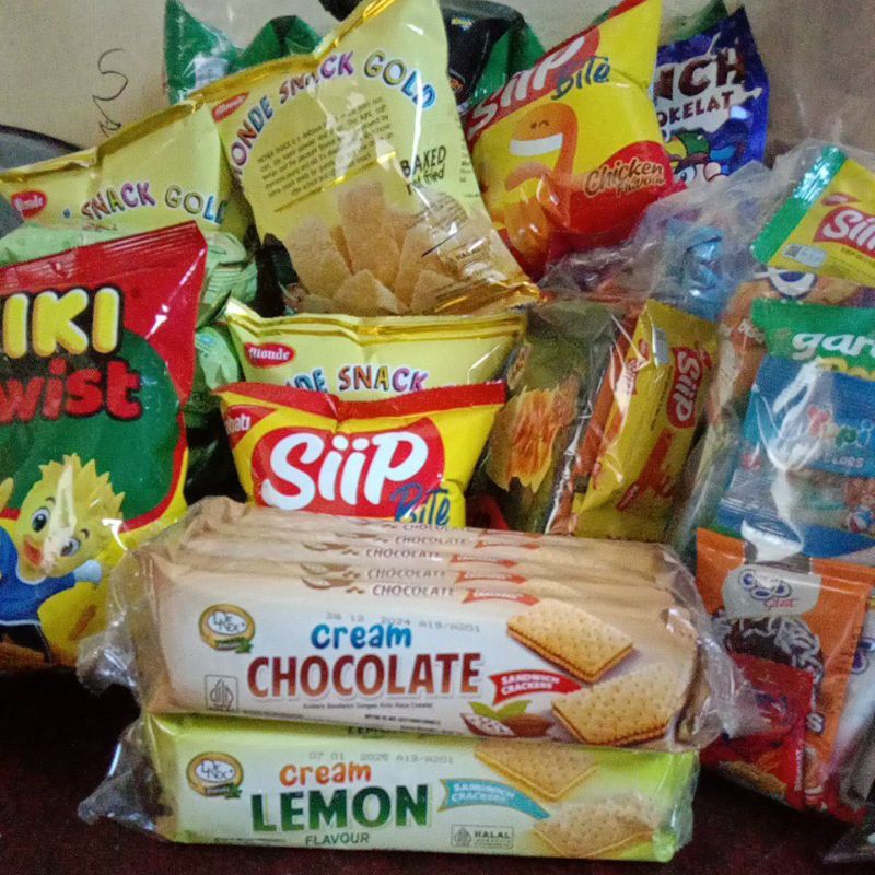 

ANEKA SNACK 2K PILIH SENDIRI