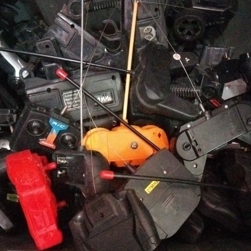 RC Remote Control Universal Frekuensi 27/35/40/49 Mhz dan 2,4 Ghz