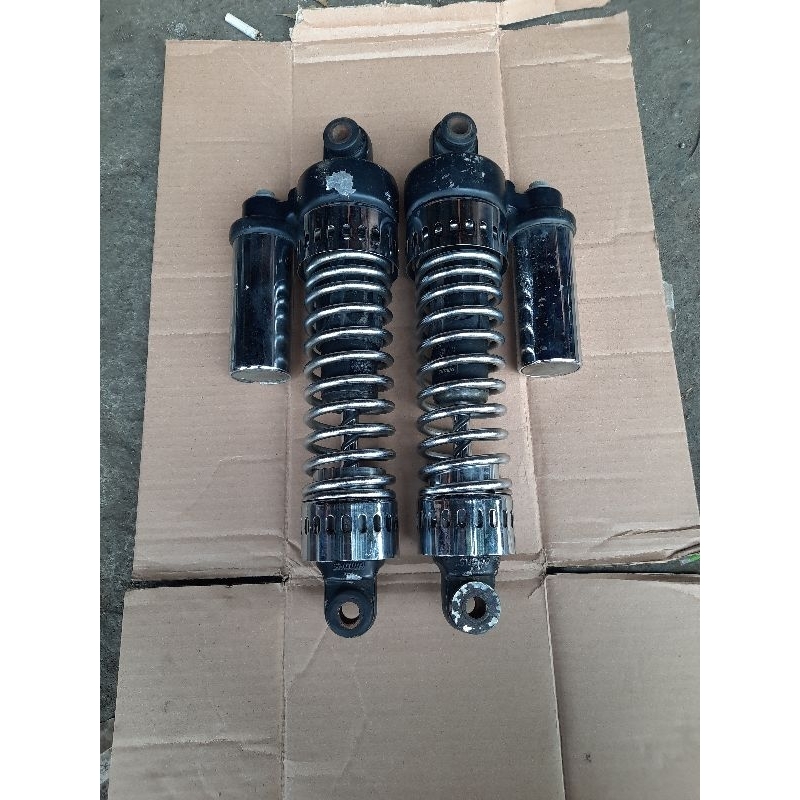 shockbreker belakang harley davidson showa