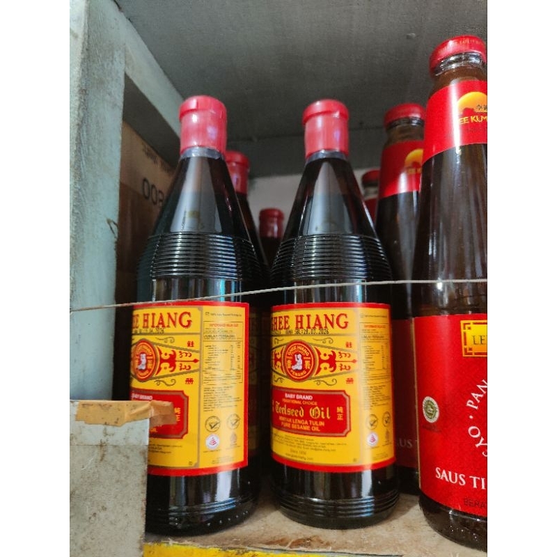 

GHEE HIANG BABY BRAND PURE SESAME OIL 700ML/MINYAK WIJEN GHEE HIANG