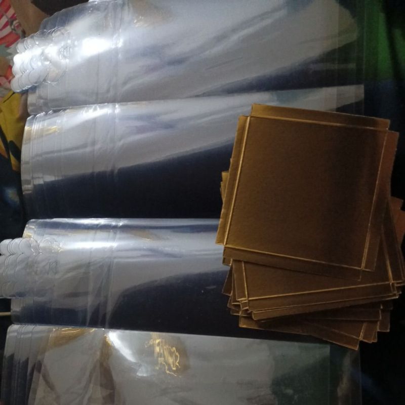 Kotak mika 10x10x20