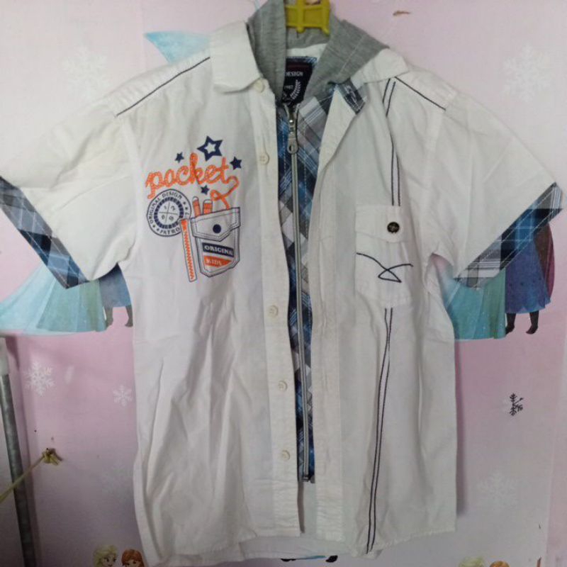 Kemeja hoodie brand By Design - preloves