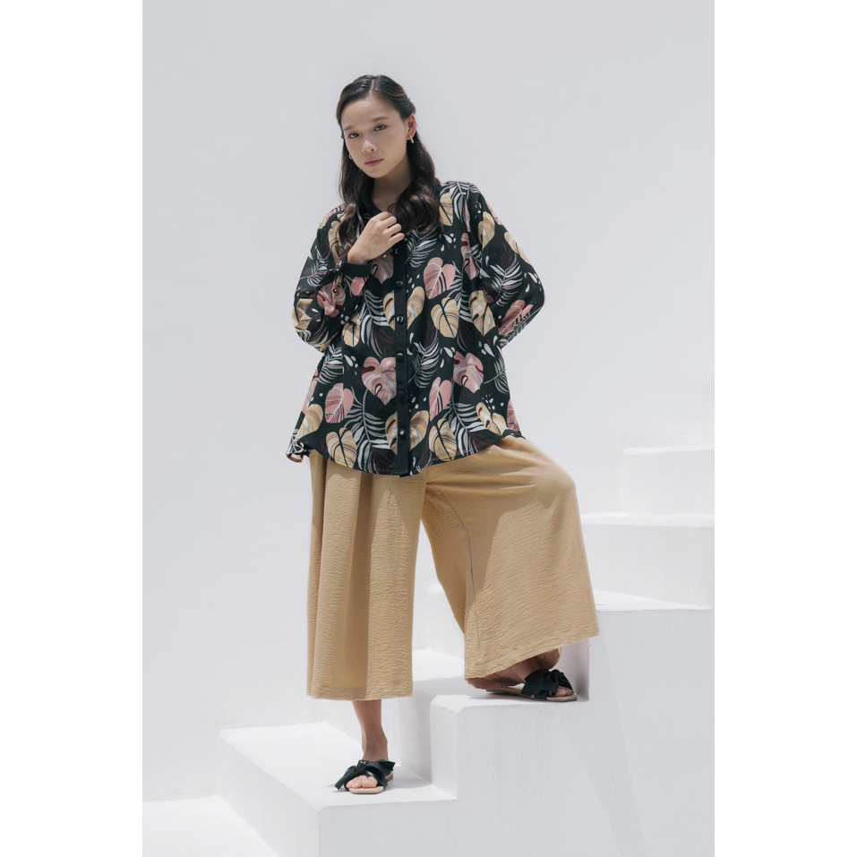 REMI - Ellis Top | Kemeja Motif Bunga Wanita