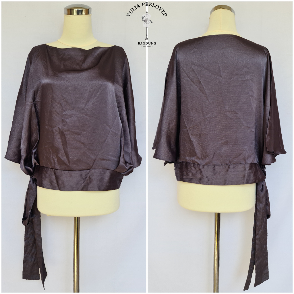 Blouse Ungu