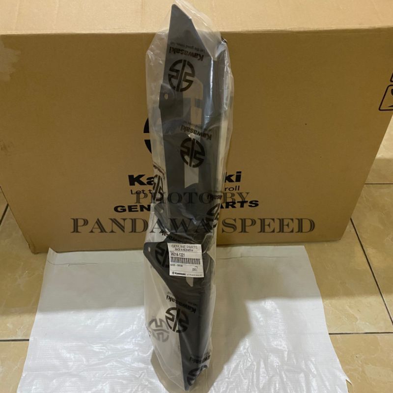 Cover Rante Tutup Rante Case Chain Ninja 150 Rr New Old Original 36014-1221