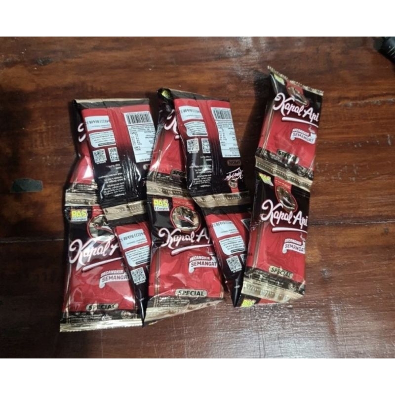 

Kopi Kapal Api Mini Sachet Renceng isi 10 Sachet x 6,5gr