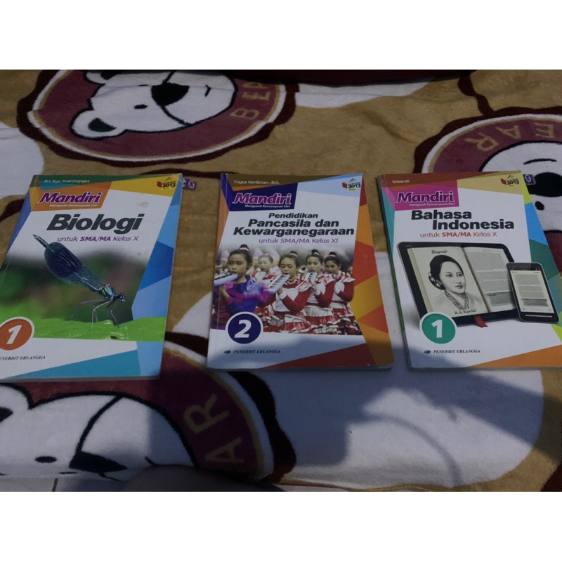 

buku mandiri kls 11 dan 12