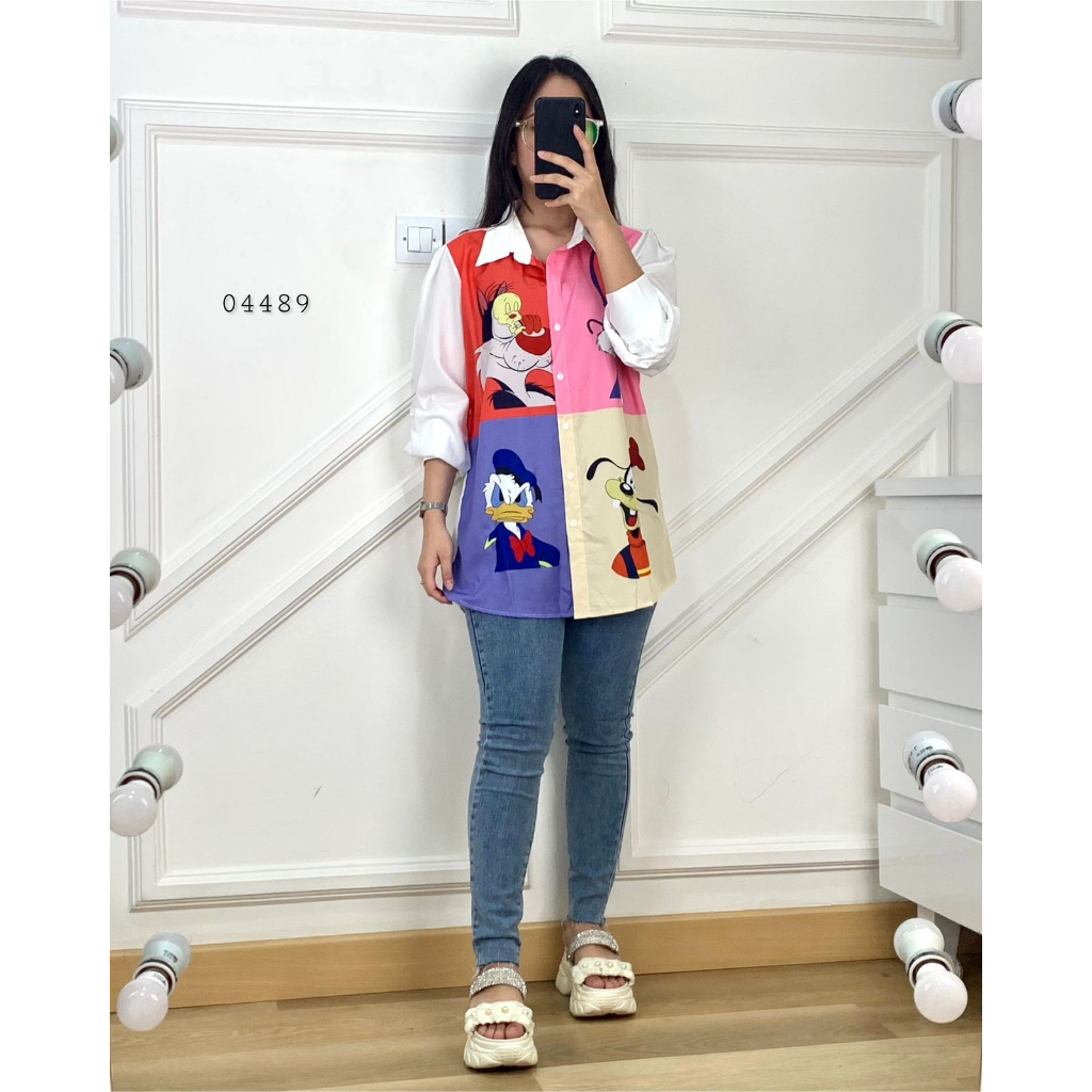 04489 KEMEJA SLIKY KARAKTER DISNEY LENGAN PANJANG KEMEJA SLIKY PUTIH WANITA VARIASI MOTIF KARAKTER D