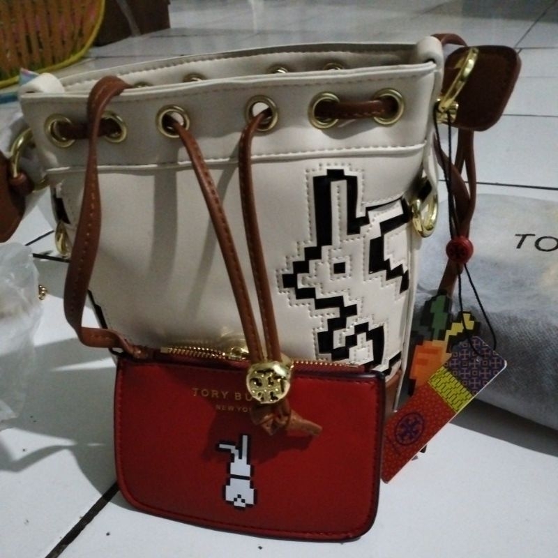 tas bucket Tory Burch kelinci tas serut tory(sold)