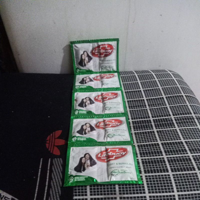 Shampo Lifebuoy Sachet