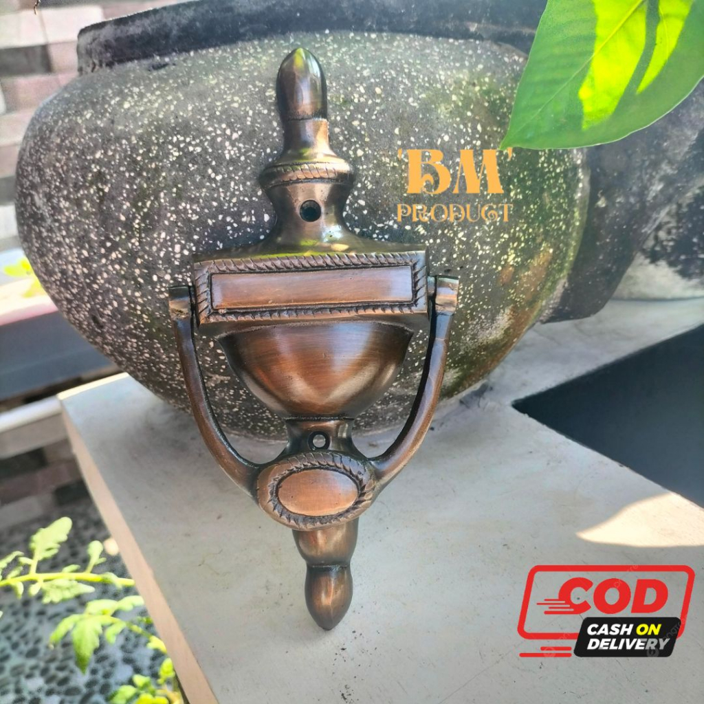 Ketukan Pintu Rumah Kuningan Motif Piala 1 pcs Ketukan Pintu Kuningan Antik