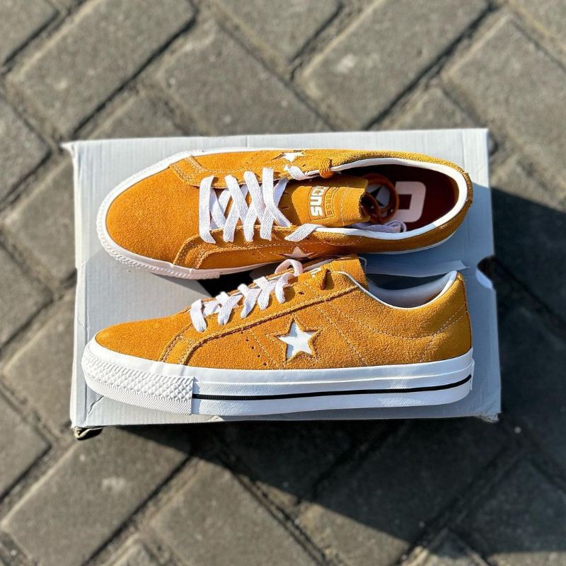 CONVERSE ONE STAR PRO OX GOLDEN YELLOW