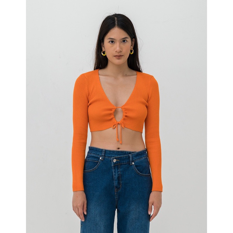 Preloved 3Mongkis Lacy Cut Out Top Knit Atasan Crop Knitted Knitwear Fuschia Outer Outerwear Cardiga