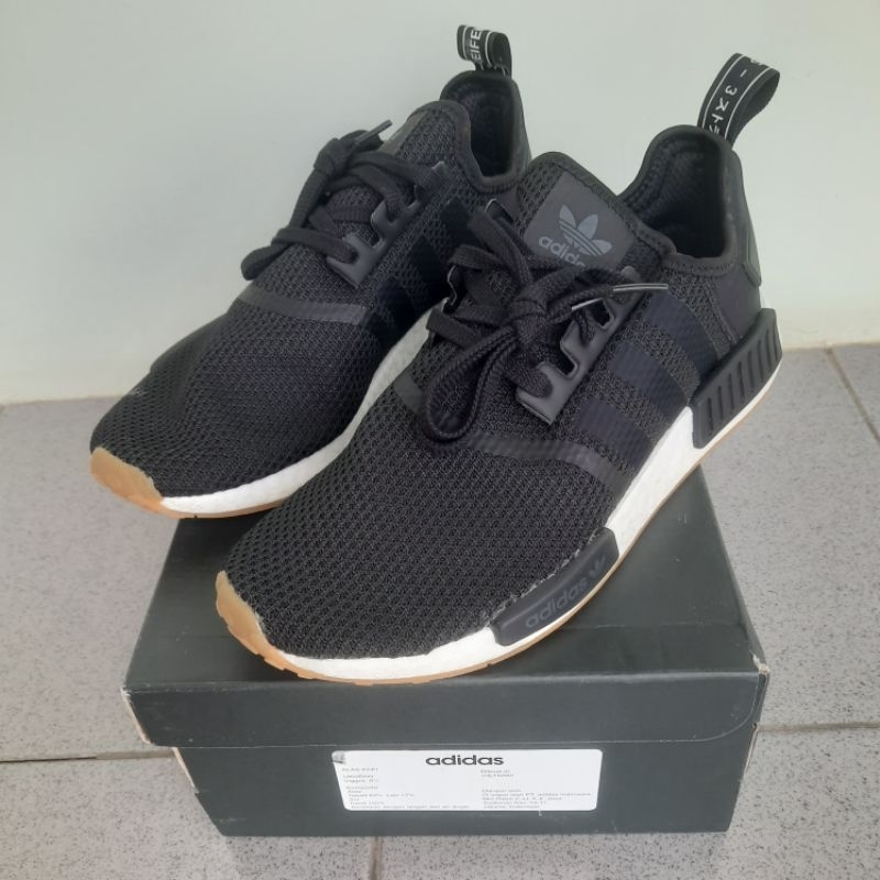 Adidas NMD R1 Gum Sole Black