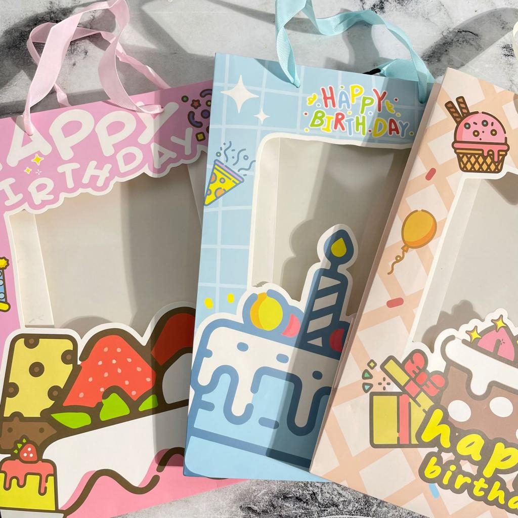 

Paper bag Happy Birthday Super unik Uk 33x25x12 Cm CD-765 Harga MURAH / Paperbag Ulang Tahun Ukuran Besar cute lucu Tas Souvenir Hadiah Kualitas Terbaik bisa Grosir dan COD