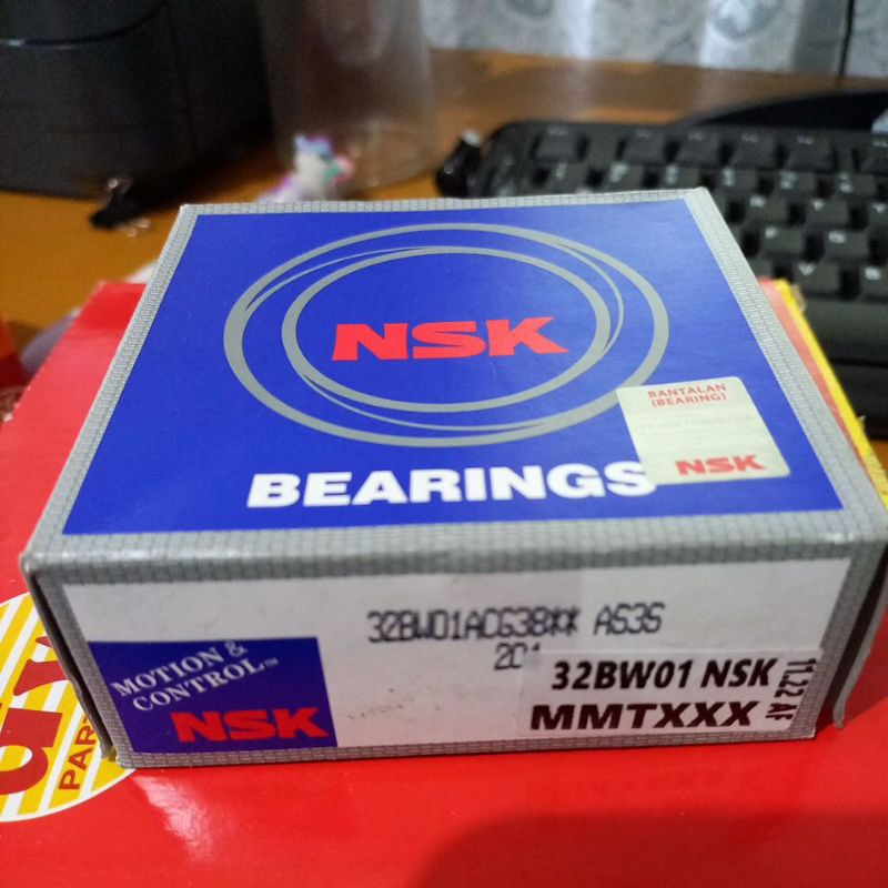 BEARING RODA BELAKANG AVANZA NSK 32BW01