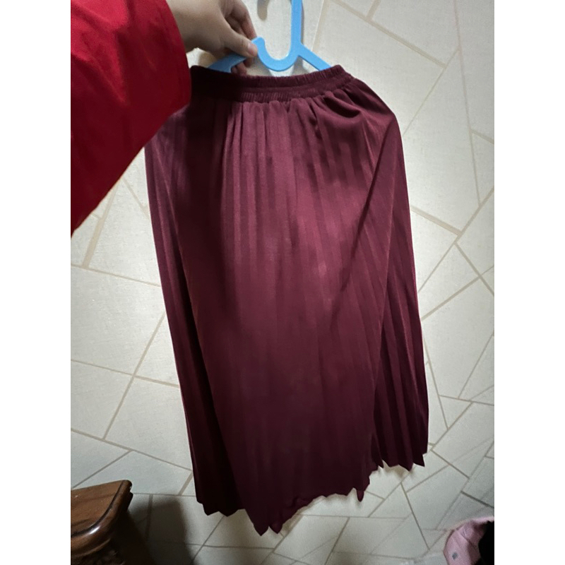 rok gakiya plisket bahan kaos