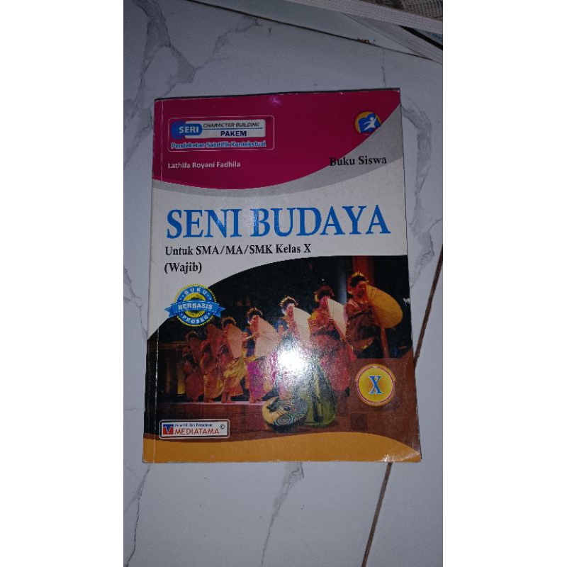 

buku seni budaya kelas 10/X SMA penerbit Mediatama k13