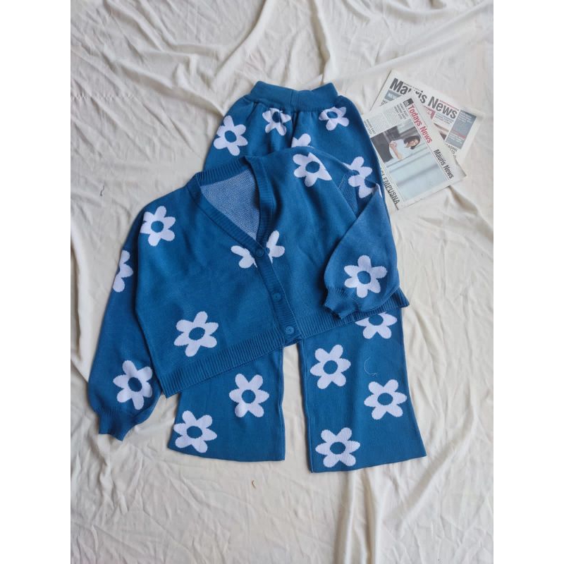 NEW SETELAN RAJUT WANITA JUMBO MOTIF BUNGA - SETELAN RAJUT CROP FLOWER TERBARU TEBAL - SETCEL KNITE 