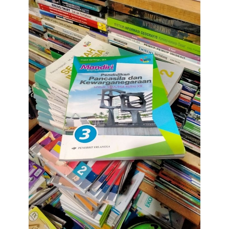 mandiri Ppkn Kelas 12 SMA K13N Penerbit Erlangga Original