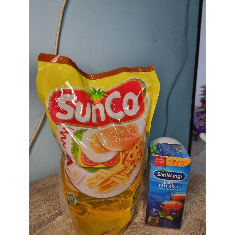 

Minyak Goreng Sunco 2L Free Teh sariwangi celup
