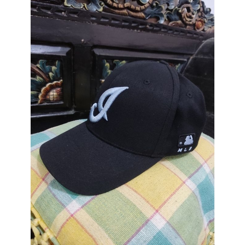 Topi MLB Indiana Build up