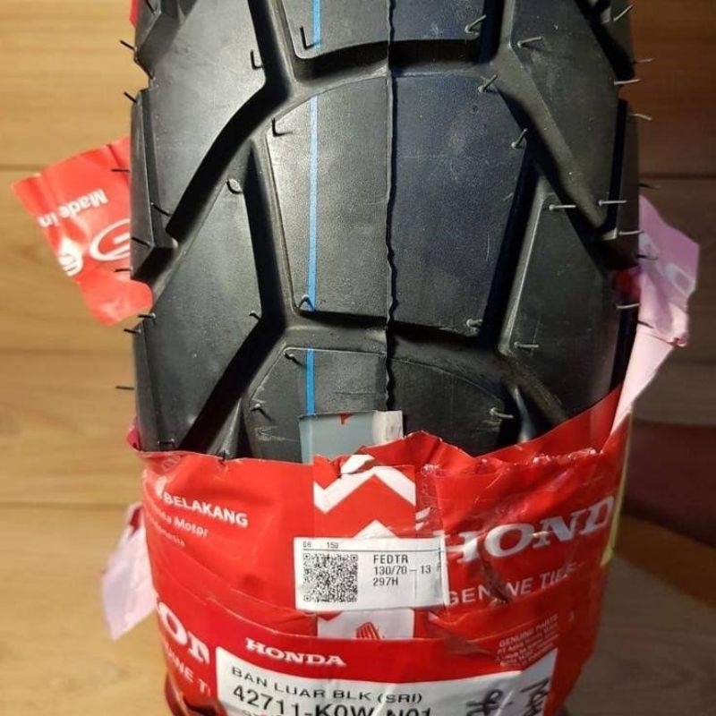 BAN MOTOR HONDA PCX/ADV 130/70 RING 13 TUBELESS