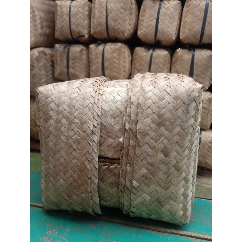 Sepasang Besek Bambu 50X30X20 Besek Walet Besek Merpati Besek PSHT Bakul Bambu Besek Sirip
