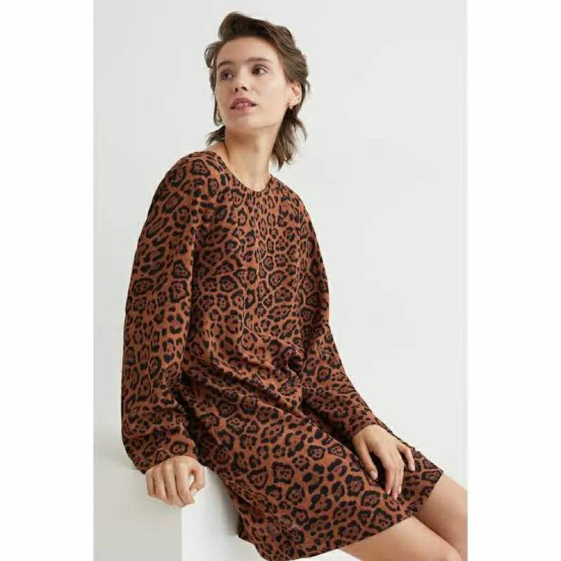 Tunik h*M leopard - atasan wanita motif