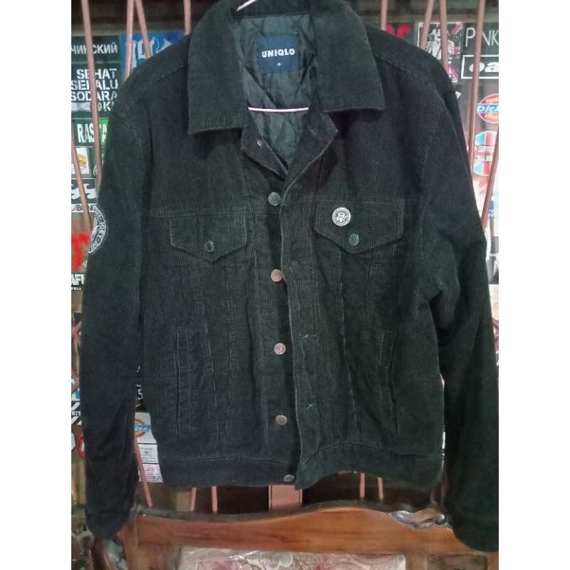 Jaket UNIQLO Corduroy