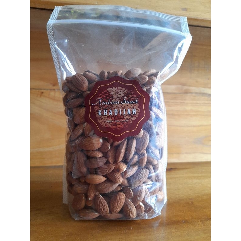 

Kacang Almond Panggang Row Almond Kemasan 250-500 gr