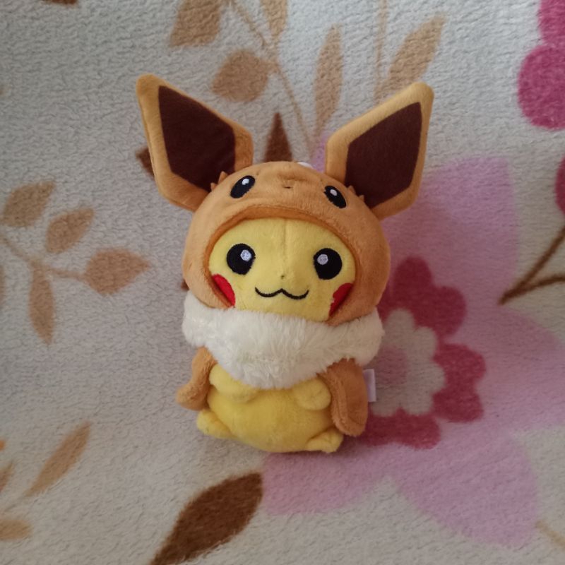 GANTUNGAN BONEKA POKEMON PIKACHU PONCHO EEVEE