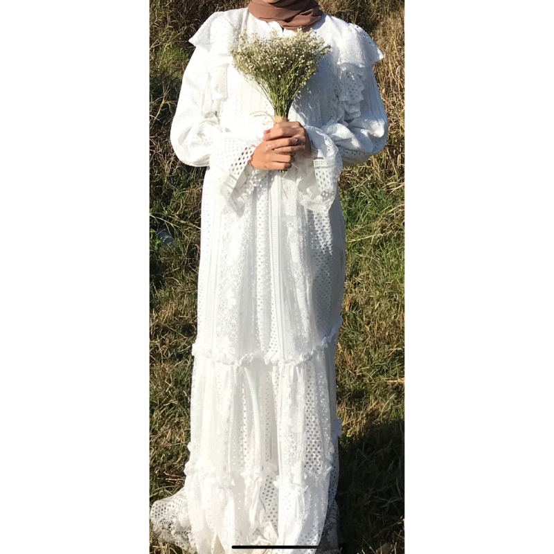 PRELOVED LILI DRESS RDN THE LABEL / DRESS MATERNITY / DRESS PREWEDDING / DRESS PUTIH/OFF WHITE